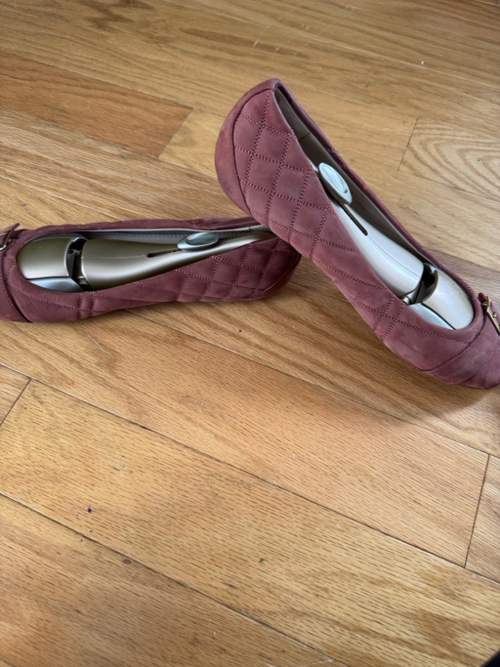 Burberry Quilted Suede Ballet Flats in Dusty Rose with Gold Buckle - Picture 3 of 7